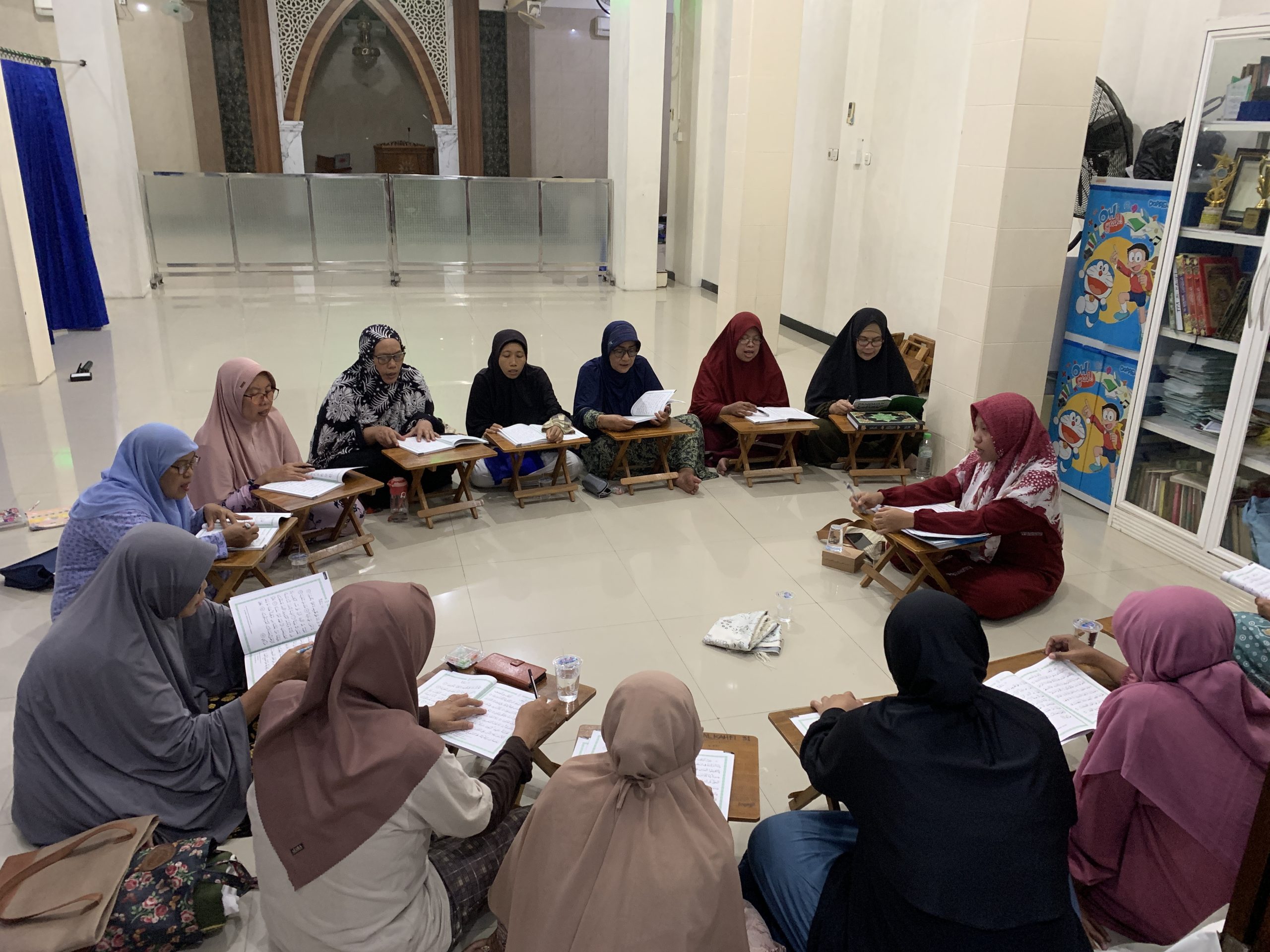 Satu Tahun Dedikasi PT Dharma Wisata Indonesia dalam Upaya Memberantas Buta Aksara Al-Qur’an